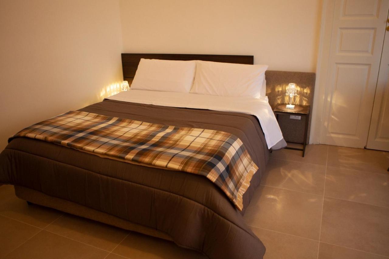 Casapaola B&B Rooms 아치레알레 외부 사진