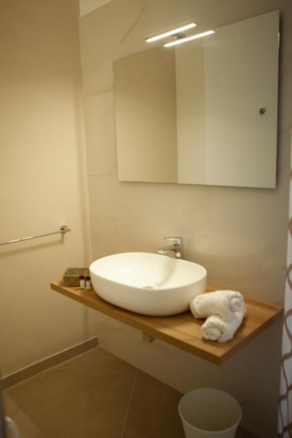 Casapaola B&B Rooms 아치레알레 외부 사진